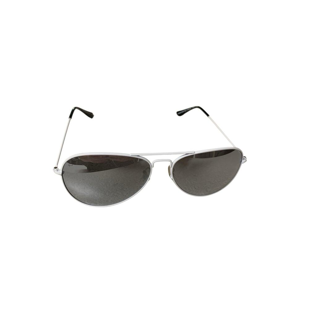 Prive Revaux The Commando Aviator Polarized Sunglasses White Silver‎ Mirror